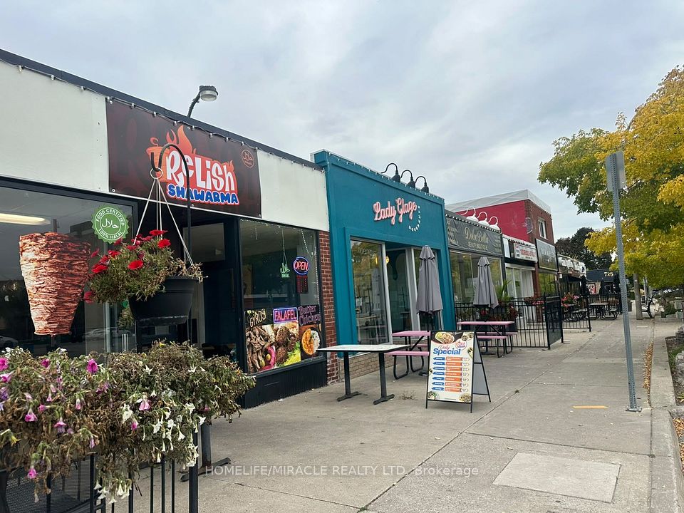 699 Belmont Avenue, Kitchener, ON N2M 1P1