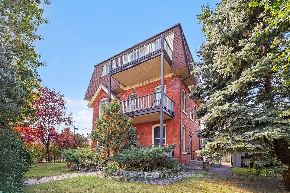 Triplex at 190 Bayswater Avenue W 3, Dows Lake - Civic Hospital and Area, ON K1Y 4N4