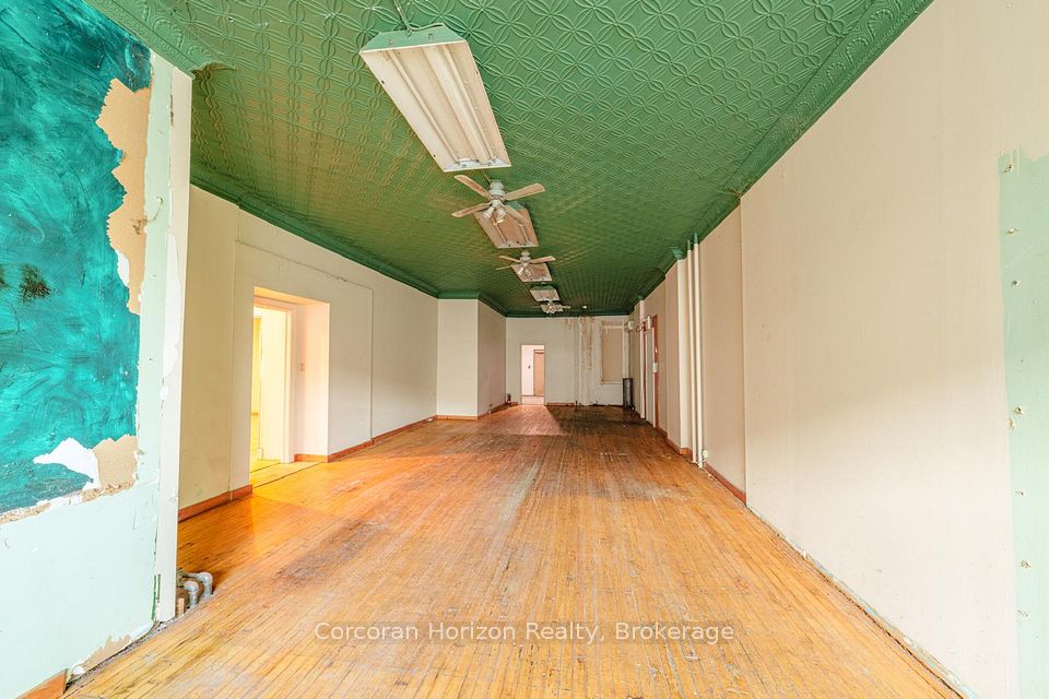 463-465 King Street E, Hamilton, ON L8N 1C7