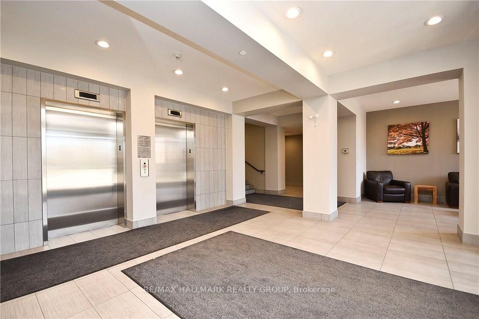 808 Bronson Avenue 408, Dows Lake - Civic Hospital and Area, ON K1S 5A4 3