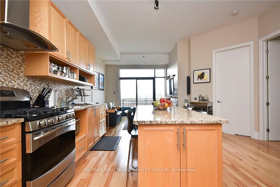 808 Bronson Avenue 408, Dows Lake - Civic Hospital and Area, ON K1S 5A4 8