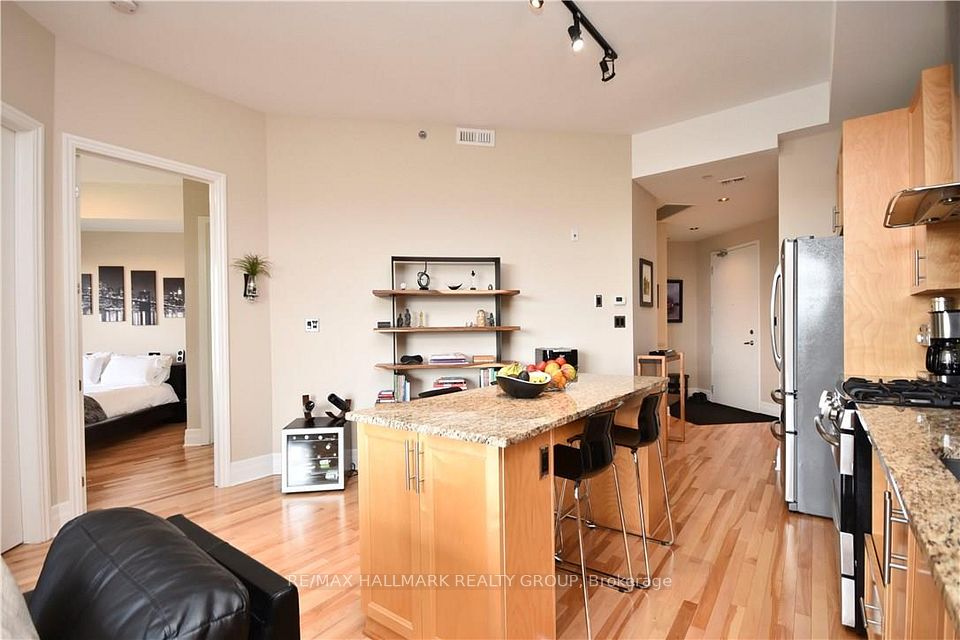 808 Bronson Avenue 408, Dows Lake - Civic Hospital and Area, ON K1S 5A4 6