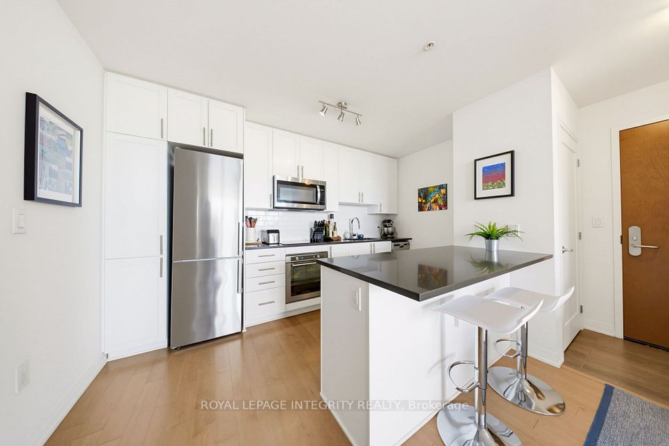805 Carling Avenue 4005, Dows Lake - Civic Hospital and Area, ON K1S 5W9 13