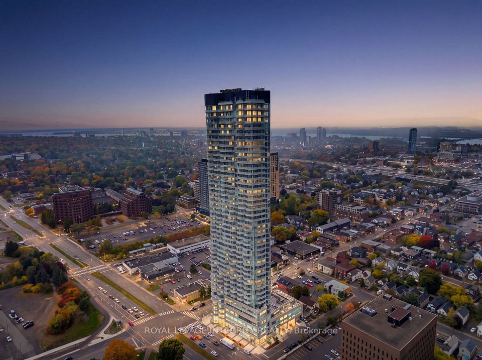 Condo Apartment at 805 Carling Avenue 4005, Dows Lake - Civic Hospital and Area, ON K1S 5W9