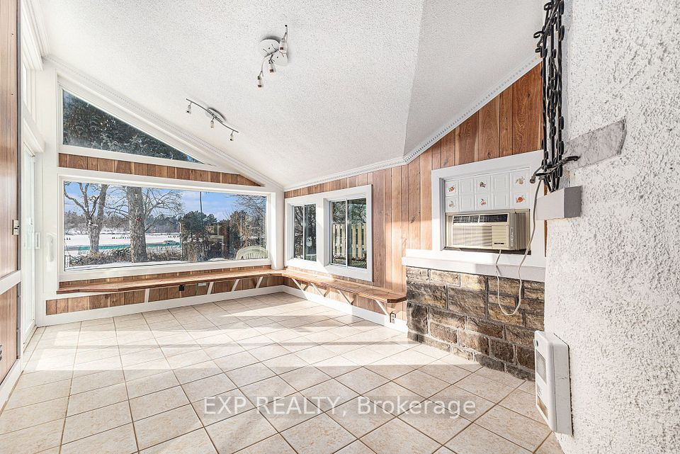 16 Lakeview Terrace, Dows Lake - Civic Hospital and Area, ON K1S 3H4 23