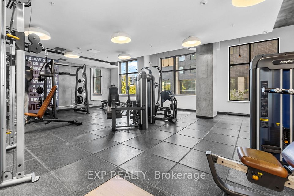 105 Champagne Avenue S 1009, Dows Lake - Civic Hospital and Area, ON K1S 5E5 9