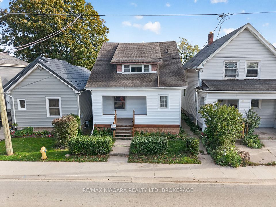 44 Lowell Avenue, St. Catharines, ON L2R 2E1