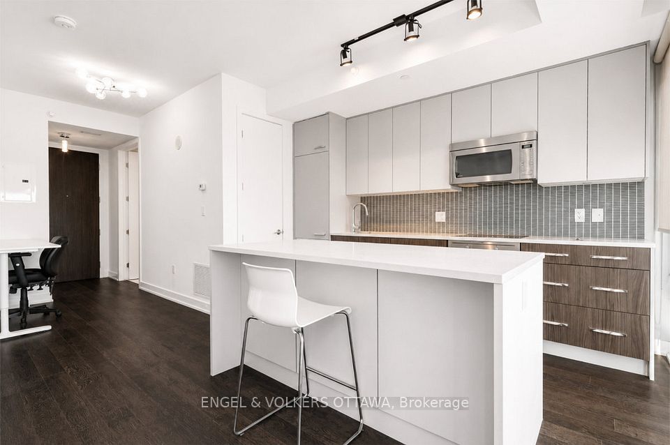 111 Champagne Avenue S 610, Dows Lake - Civic Hospital and Area, ON K1S 5V3 17