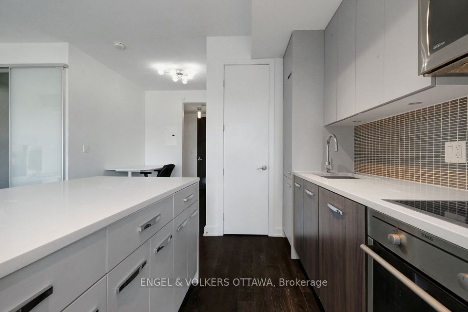 111 Champagne Avenue S 610, Dows Lake - Civic Hospital and Area, ON K1S 5V3 19