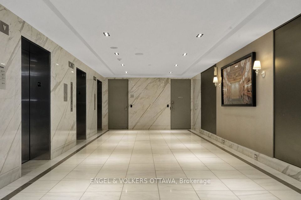 111 Champagne Avenue S 610, Dows Lake - Civic Hospital and Area, ON K1S 5V3 9