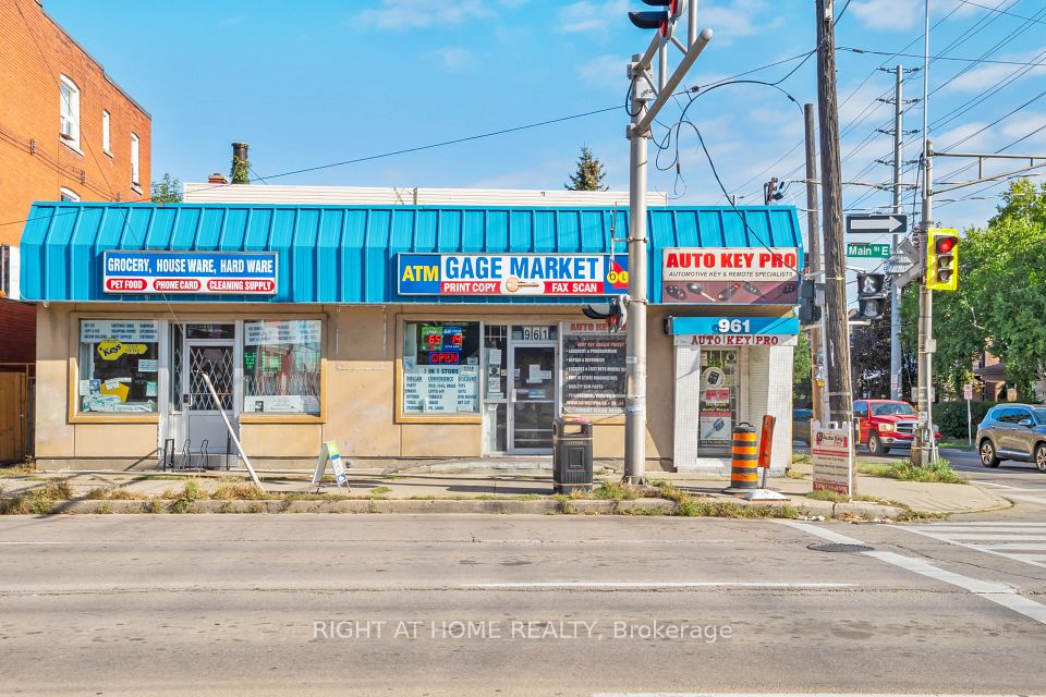 961 Main Street E, Hamilton, ON L8M 1N1