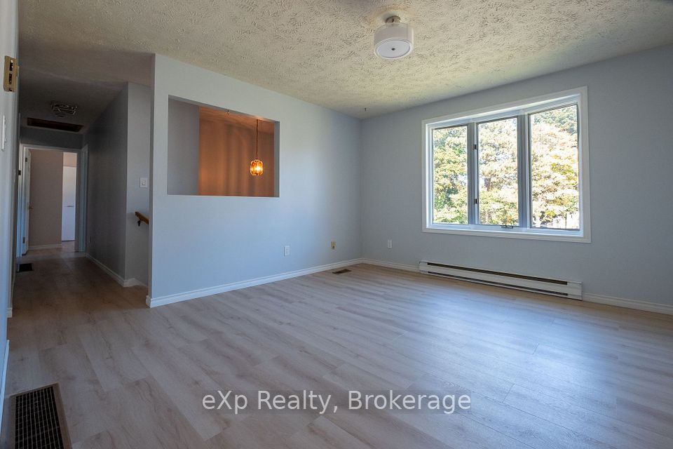 745 7th Street A E, Owen Sound, ON N4K 1K6 6