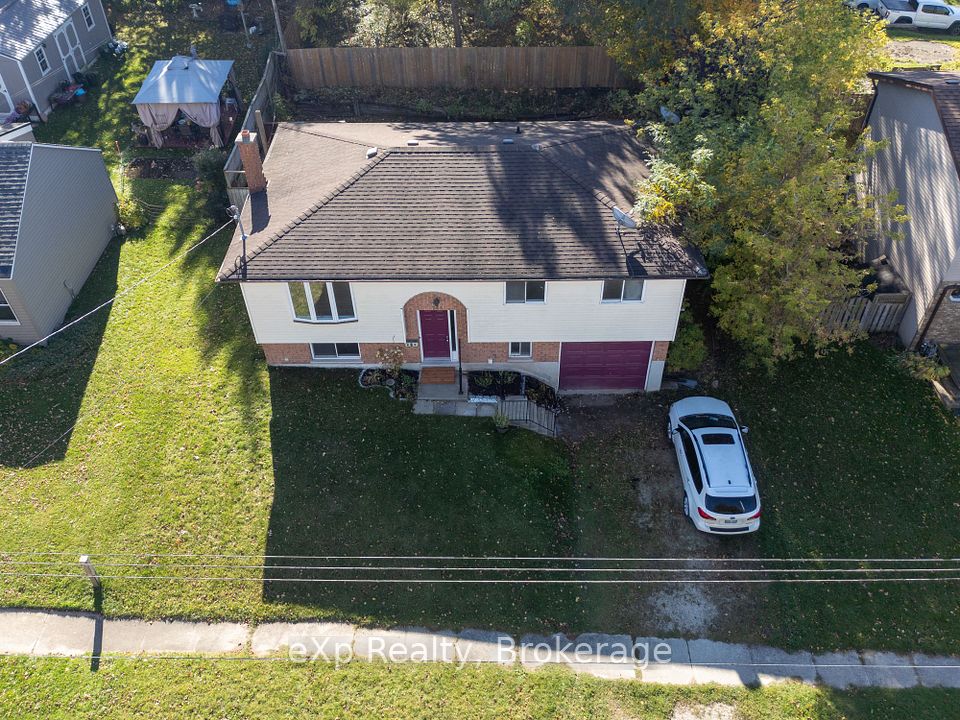 745 7th Street A E, Owen Sound, ON N4K 1K6 24