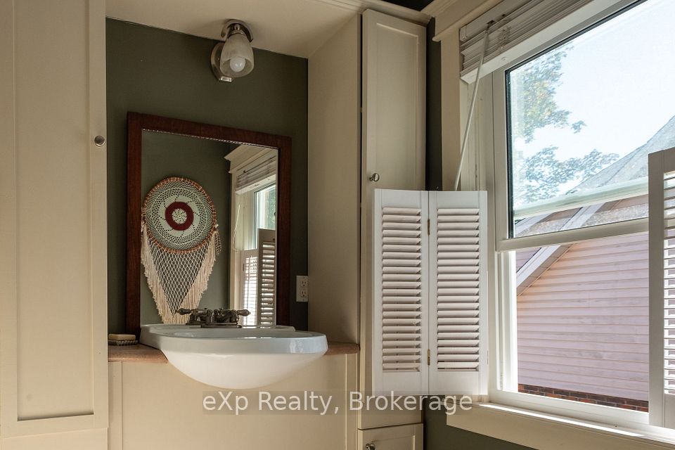 1090 4th Avenue A W, Owen Sound, ON N4K 5A1 23