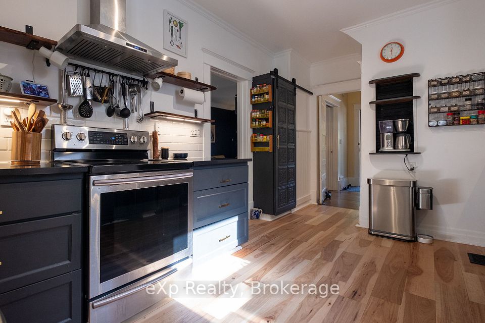 1090 4th Avenue A W, Owen Sound, ON N4K 5A1 16