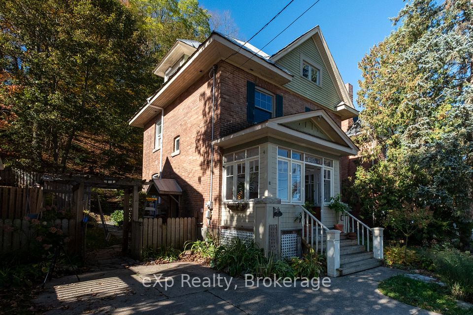 1090 4th Avenue A W, Owen Sound, ON N4K 5A1 2