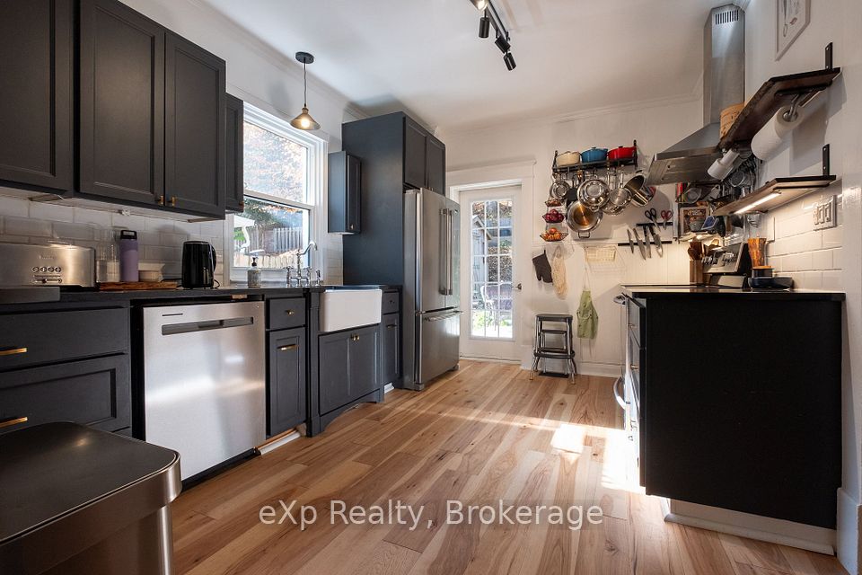 1090 4th Avenue A W, Owen Sound, ON N4K 5A1 14