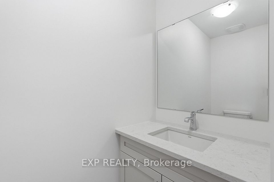138 Elizabeth Street, North Dundas, ON K0A 2M0 3