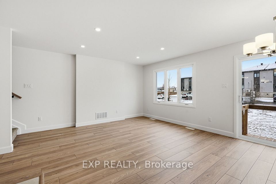 138 Elizabeth Street, North Dundas, ON K0A 2M0 8