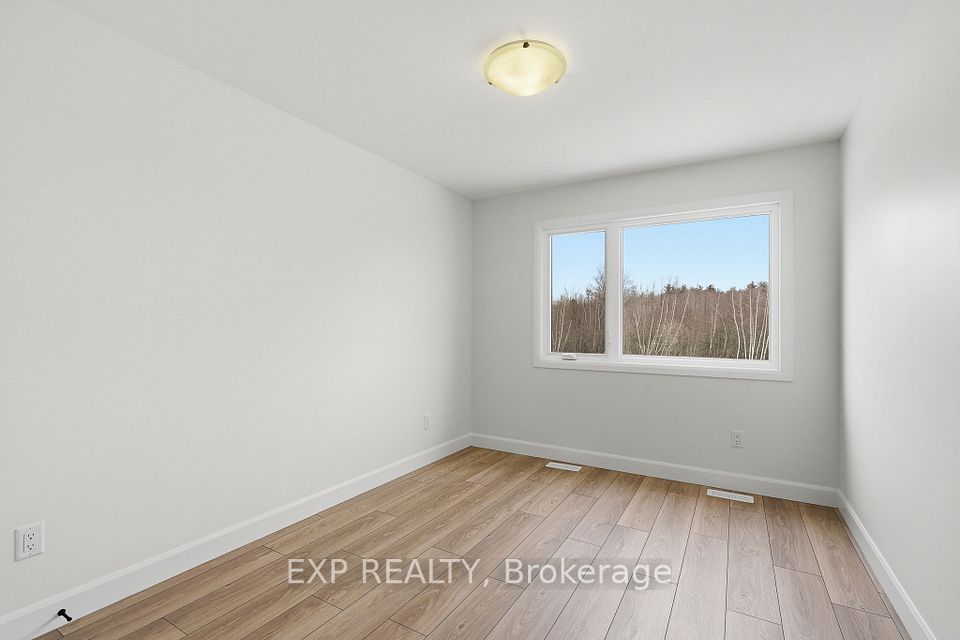 138 Elizabeth Street, North Dundas, ON K0A 2M0 14