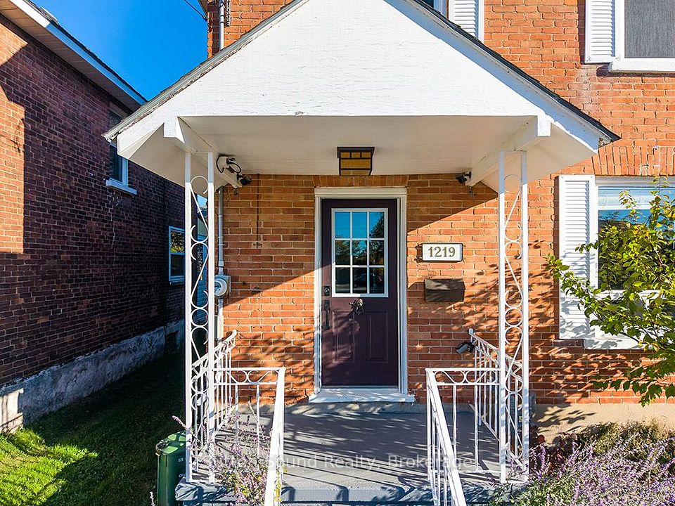 1219 2ND Avenue E, Owen Sound, ON N4K 2J2 2