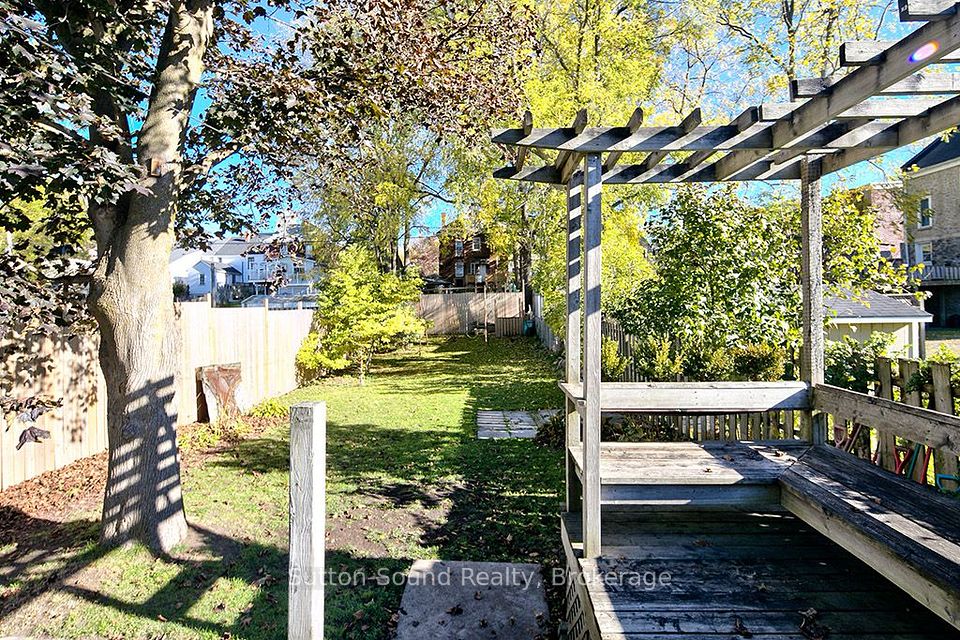 1219 2ND Avenue E, Owen Sound, ON N4K 2J2 22