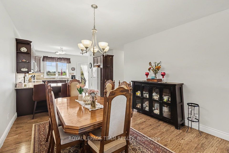 624 St Lawrence Street, North Dundas, ON K0C 2K0 9