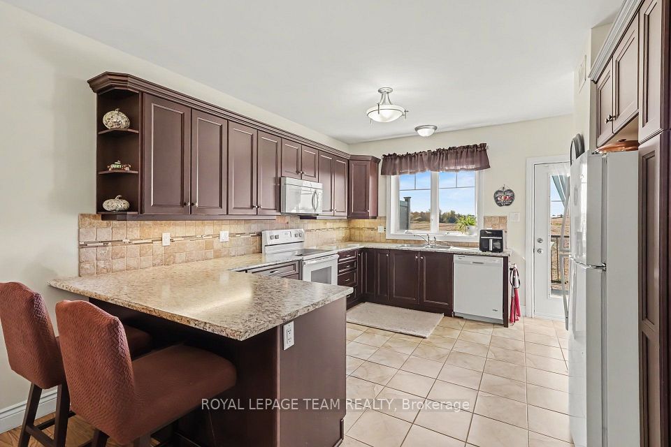 624 St Lawrence Street, North Dundas, ON K0C 2K0 11