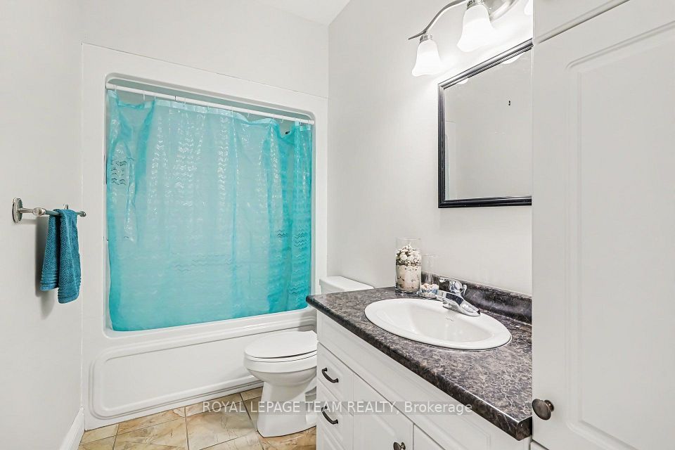 624 St Lawrence Street, North Dundas, ON K0C 2K0 19