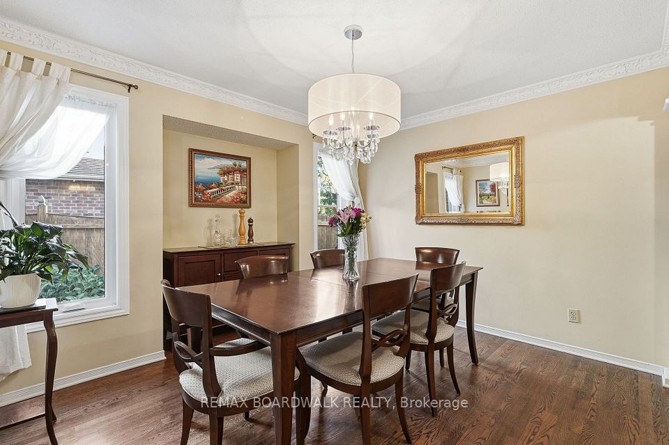 19 Cullen Court, South of Baseline to Knoxdale, ON K2G 4Z2 8