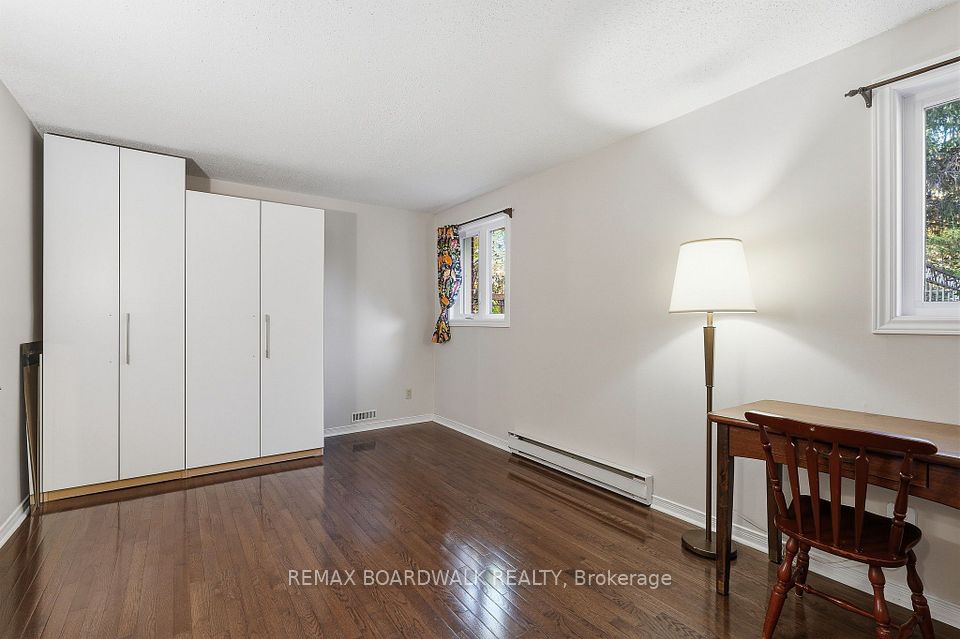 19 Cullen Court, South of Baseline to Knoxdale, ON K2G 4Z2 19
