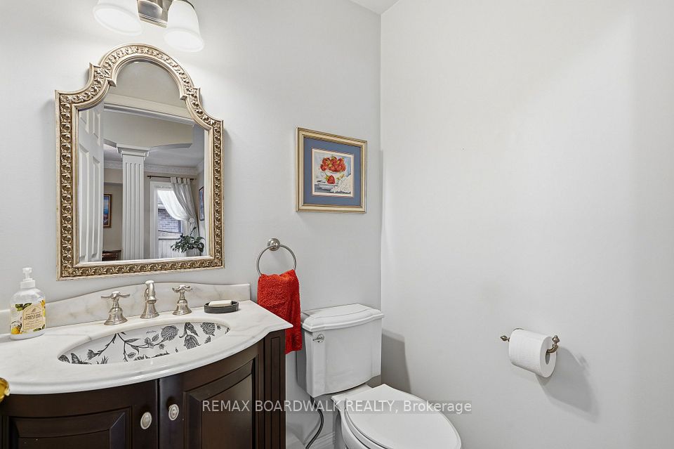 19 Cullen Court, South of Baseline to Knoxdale, ON K2G 4Z2 10