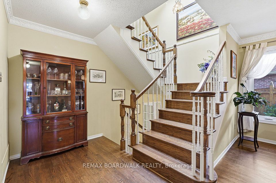 19 Cullen Court, South of Baseline to Knoxdale, ON K2G 4Z2 11