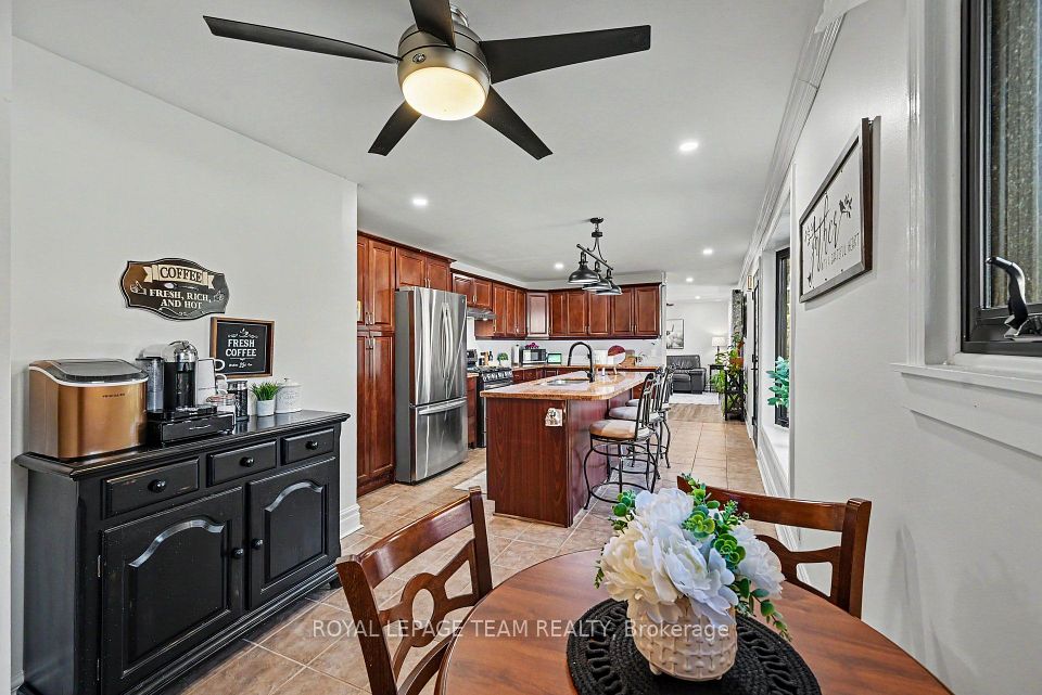 565 Dufferin Street W, North Dundas, ON K0C 2K0 18