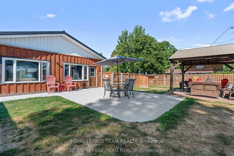 565 Dufferin Street W, North Dundas, ON K0C 2K0 5