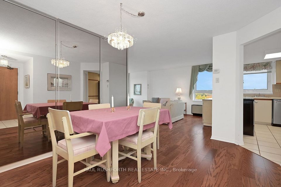 80 Sandcastle Drive 815, South of Baseline to Knoxdale, ON K2H 9E7 11