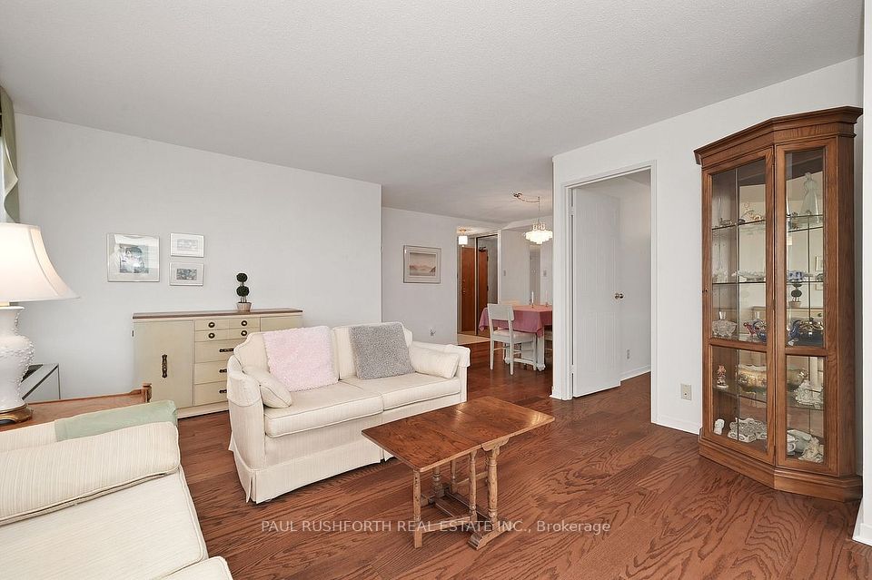 80 Sandcastle Drive 815, South of Baseline to Knoxdale, ON K2H 9E7 9