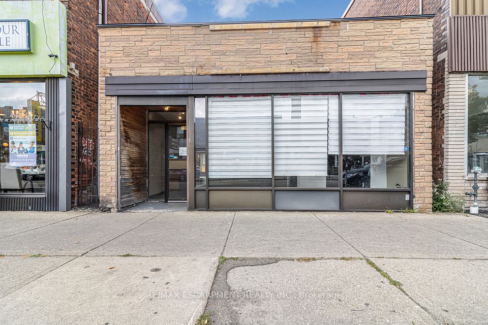 270 Ottawa Street N, Hamilton, ON L8H 3Z9