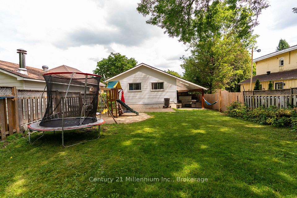 1512 5th Ave A Avenue W, Owen Sound, ON N4K 5E6 15