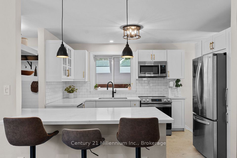 1512 5th Ave A Avenue W, Owen Sound, ON N4K 5E6 24