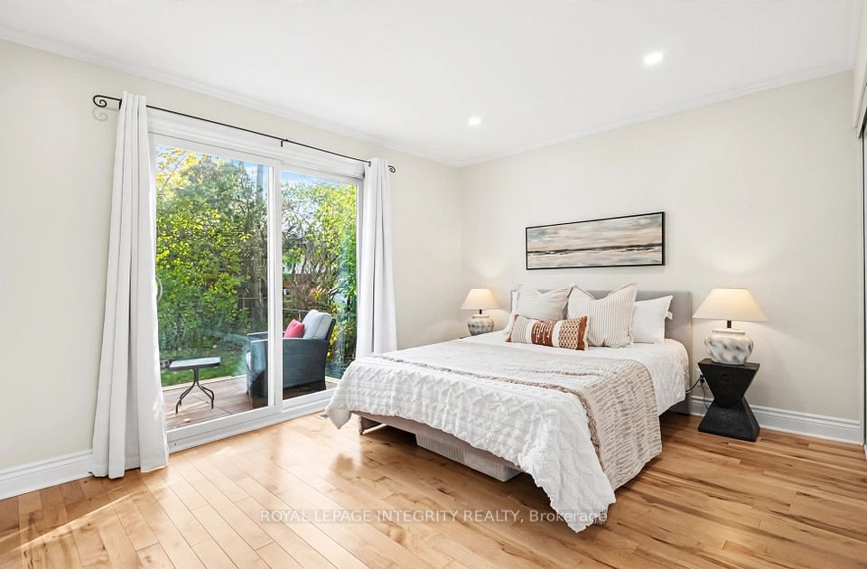 44 Millford Avenue, South of Baseline to Knoxdale, ON K2G 1C2 25