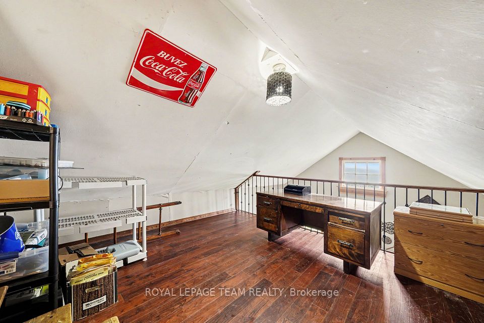 18 Moffat Street, North Dundas, ON K0A 2R0 16