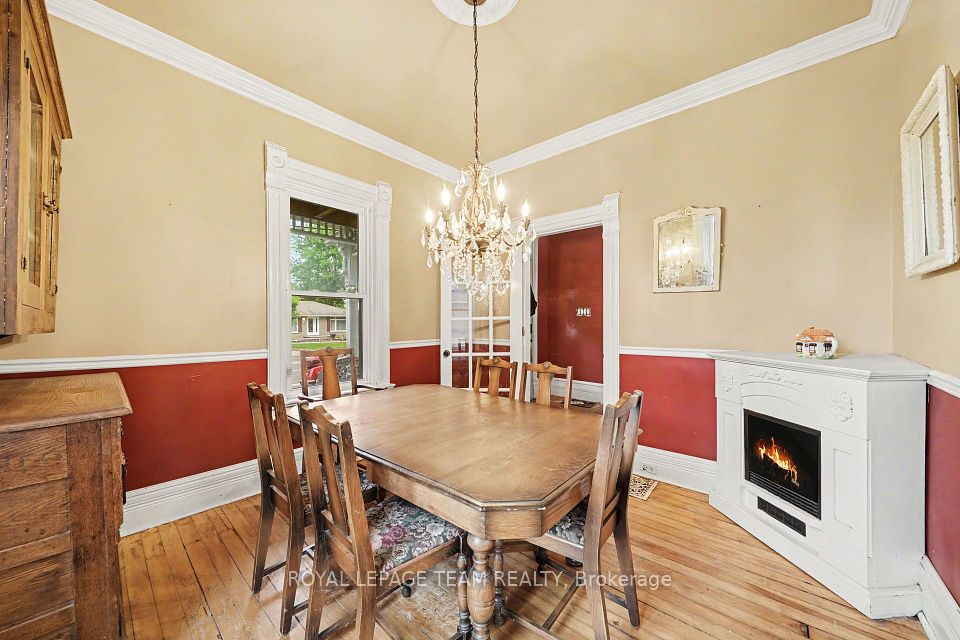 18 Moffat Street, North Dundas, ON K0A 2R0 4