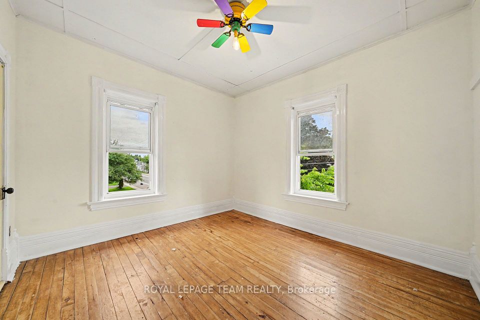18 Moffat Street, North Dundas, ON K0A 2R0 23
