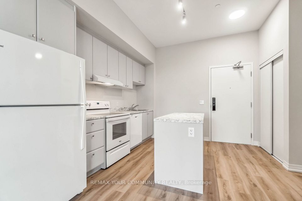 50 Herrick Avenue Upper PH04, St. Catharines, ON L2P 2T9 13