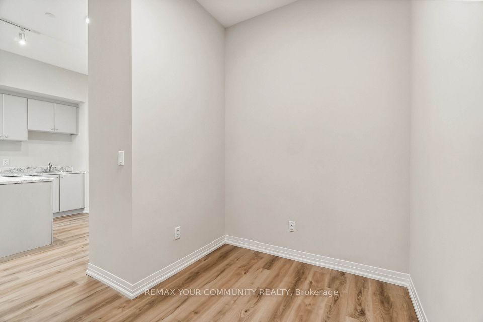50 Herrick Avenue Upper PH04, St. Catharines, ON L2P 2T9 11
