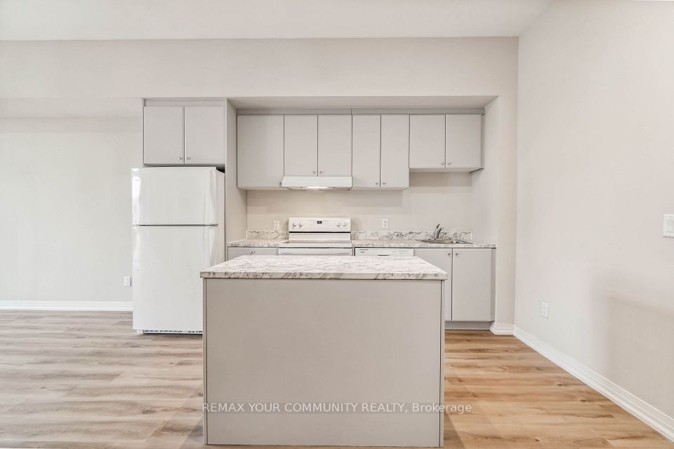 50 Herrick Avenue Upper PH04, St. Catharines, ON L2P 2T9 12