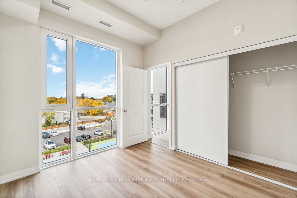 50 Herrick Avenue Upper PH04, St. Catharines, ON L2P 2T9 25
