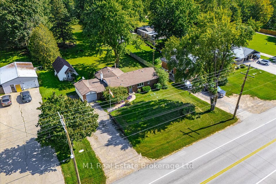 120 Wellington 7 Road, Centre Wellington, ON N0B 1S0 4