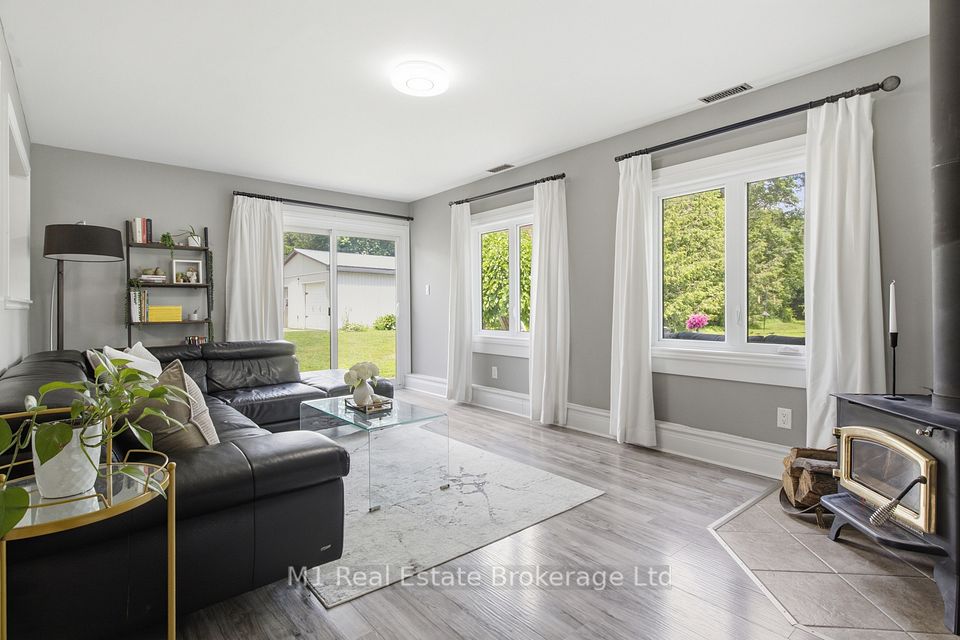 120 Wellington 7 Road, Centre Wellington, ON N0B 1S0 14